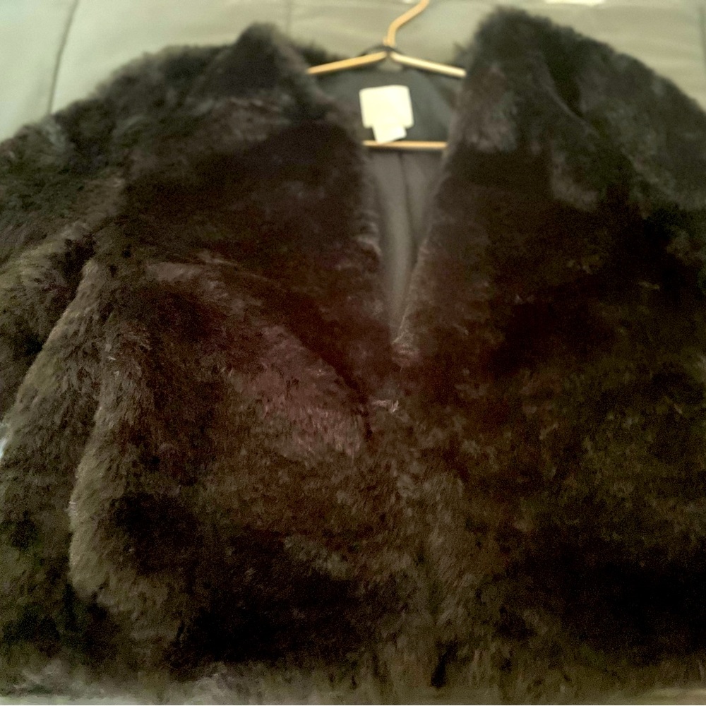 Ladies Faux Mink Cape